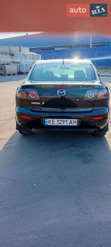 Седан Mazda 3 2006 в Кривом Роге