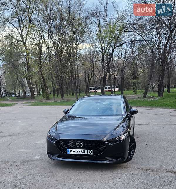 Седан Mazda 3 2018 в Запорожье