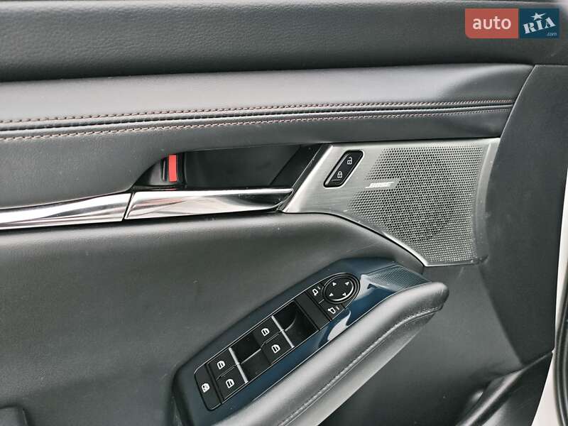 Седан Mazda 3 2020 в Києві