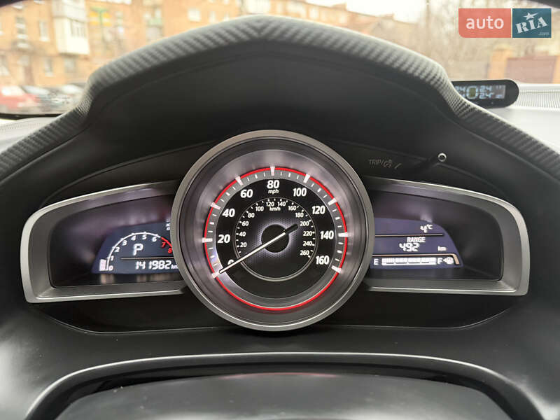 Седан Mazda 3 2016 в Полтаве