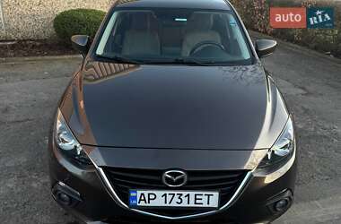 Седан Mazda 3 2015 в Запорожье