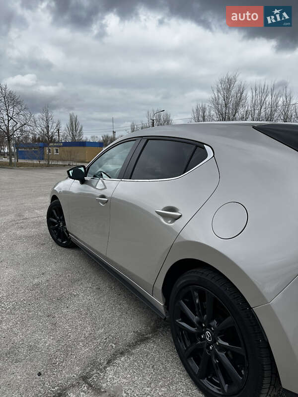 Хэтчбек Mazda 3 2024 в Днепре