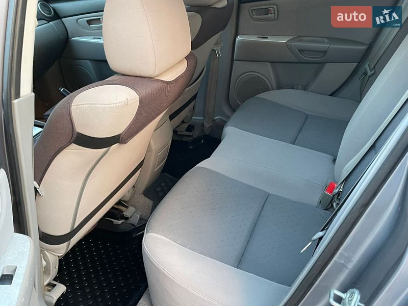 Седан Mazda 3 2006 в Одесі