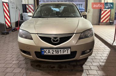 Седан Mazda 3 2006 в Киеве