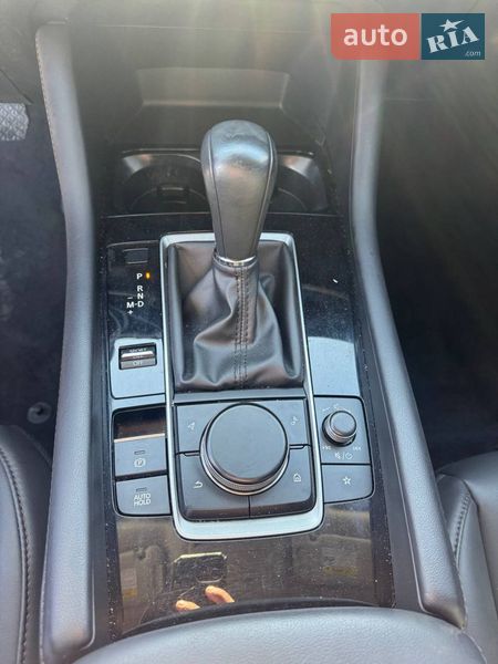 Седан Mazda 3 2024 в Львове