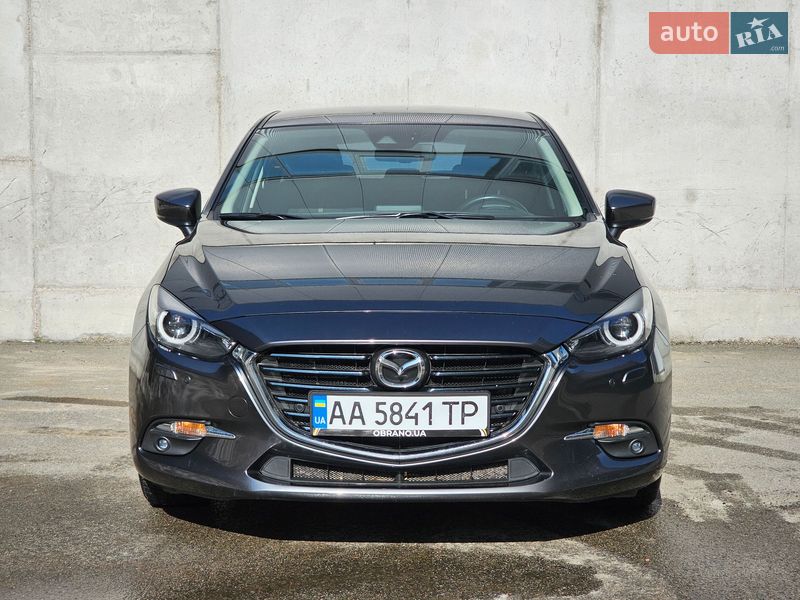 Хетчбек Mazda 3 2017 в Києві фото 8 Хетчбек Mazda 3 2017 в Києві
