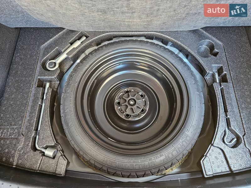 Хетчбек Mazda 3 2017 в Києві фото 13 Хетчбек Mazda 3 2017 в Києві