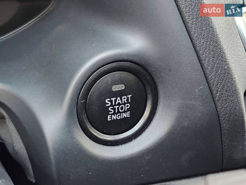 Хетчбек Mazda 3 2017 в Києві фото 22 Хетчбек Mazda 3 2017 в Києві