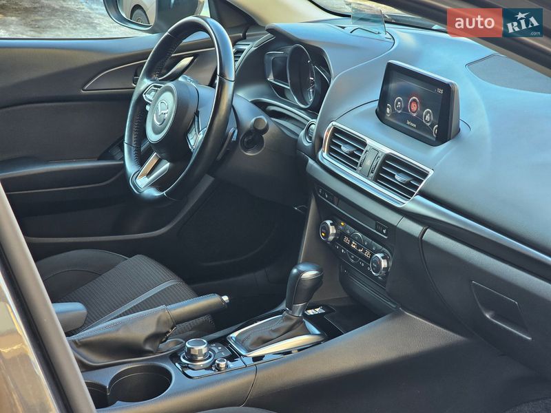 Хетчбек Mazda 3 2017 в Києві фото 34 Хетчбек Mazda 3 2017 в Києві