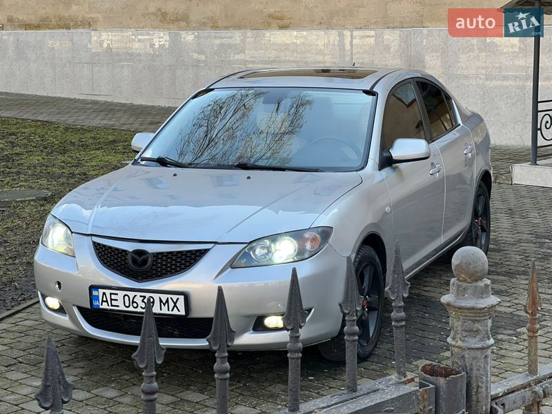 Седан Mazda 3 2006 в Николаеве