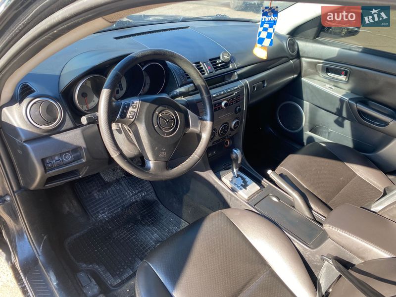 Седан Mazda 3 2008 в Ровно