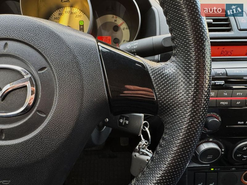 Седан Mazda 3 2008 в Киеве