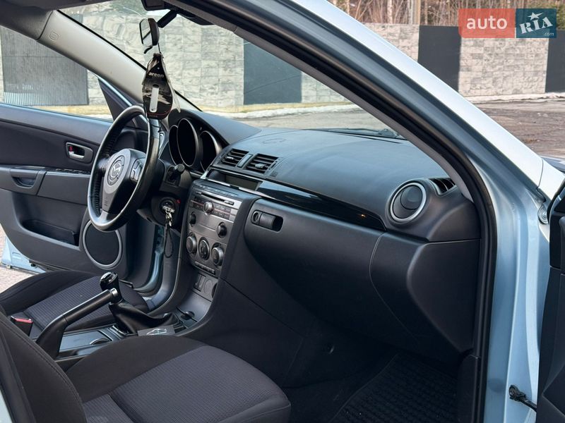 Хэтчбек Mazda 3 2007 в Звягеле