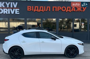 Хэтчбек Mazda 3 2024 в Киеве