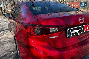 Седан Mazda 3 2016 в Запорожье