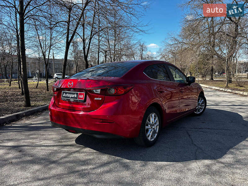 Седан Mazda 3 2016 в Запорожье