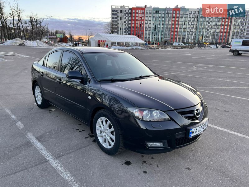 Седан Mazda 3 2008 в Киеве
