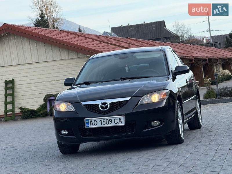Седан Mazda 3 2008 в Міжгір'ї