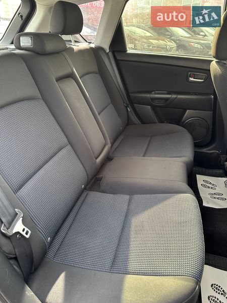 Хетчбек Mazda 3 2006 в Смілі