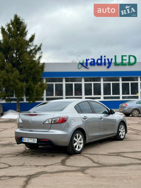 Седан Mazda 3 2010 в Кропивницькому