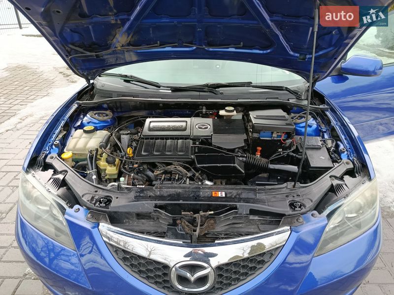 Седан Mazda 3 2007 в Прилуках