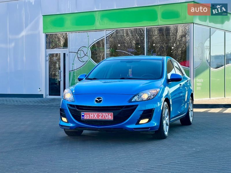Хэтчбек Mazda 3 2010 в Житомире