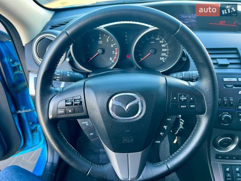 Хэтчбек Mazda 3 2010 в Житомире