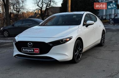 Хэтчбек Mazda 3 2021 в Киеве