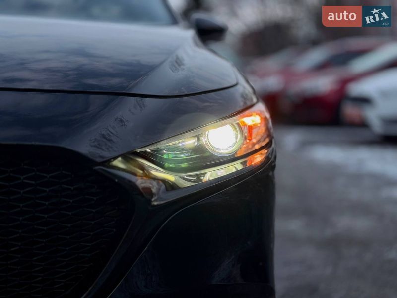 Хетчбек Mazda 3 2024 в Дніпрі
