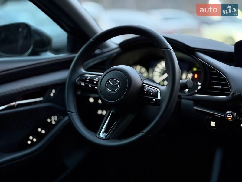 Хетчбек Mazda 3 2024 в Дніпрі