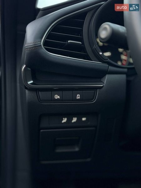 Хетчбек Mazda 3 2024 в Дніпрі