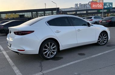 Седан Mazda 3 2021 в Киеве