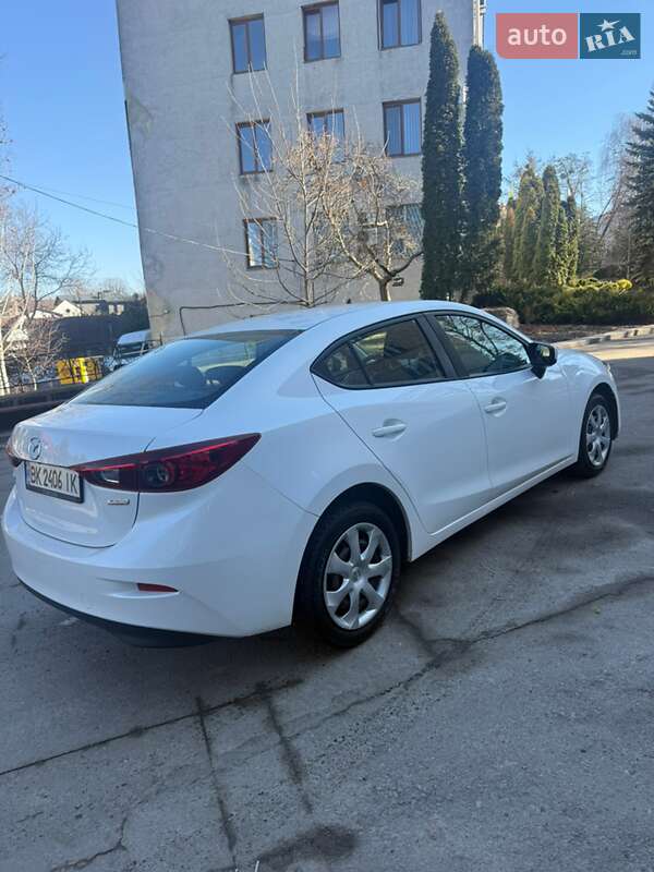 Седан Mazda 3 2018 в Рівному