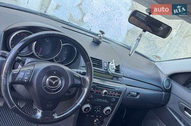 Хэтчбек Mazda 3 2005 в Трускавце