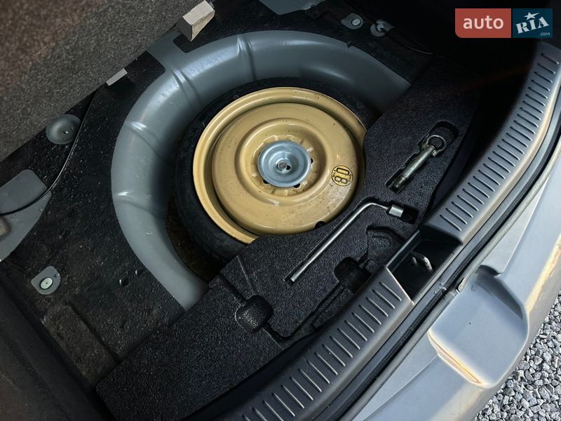 Хэтчбек Mazda 3 2008 в Виннице