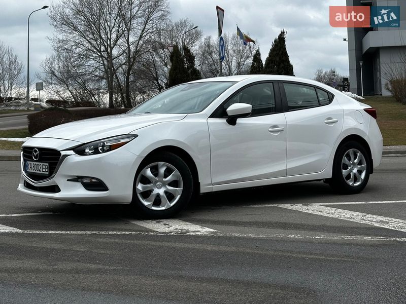 Седан Mazda 3 2018 в Києві