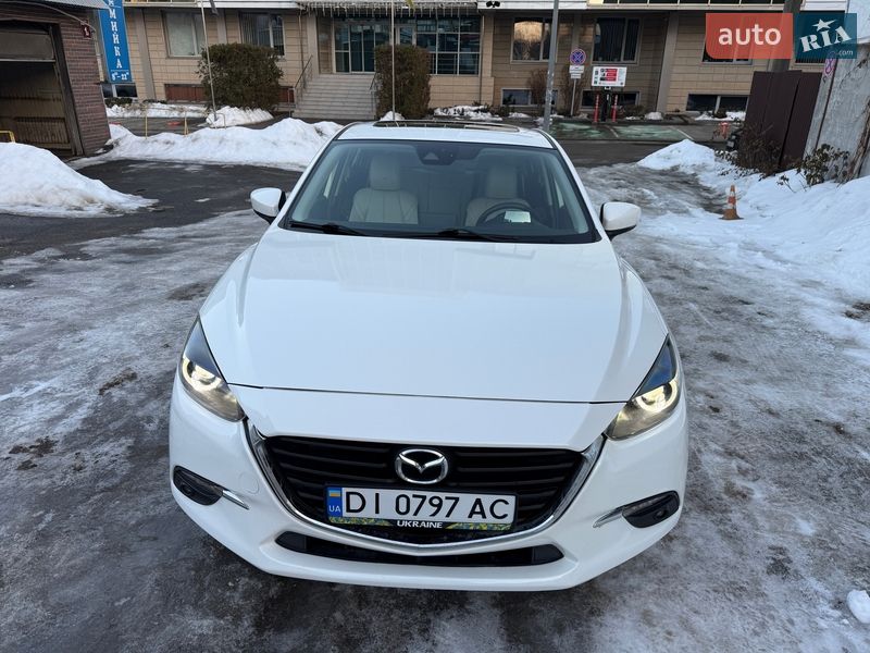 Седан Mazda 3 2017 в Києві