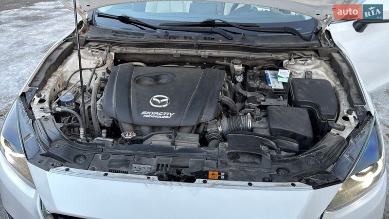 Седан Mazda 3 2017 в Києві
