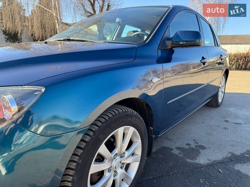Хэтчбек Mazda 3 2007 в Ракитном