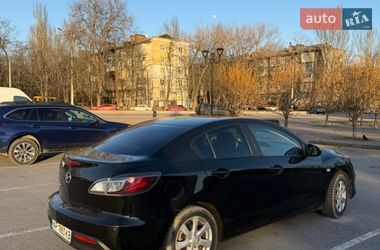 Седан Mazda 3 2011 в Запорожье