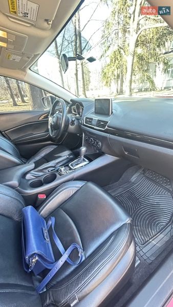Седан Mazda 3 2016 в Києві