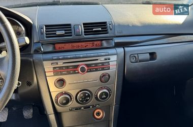 Хэтчбек Mazda 3 2007 в Ракитном