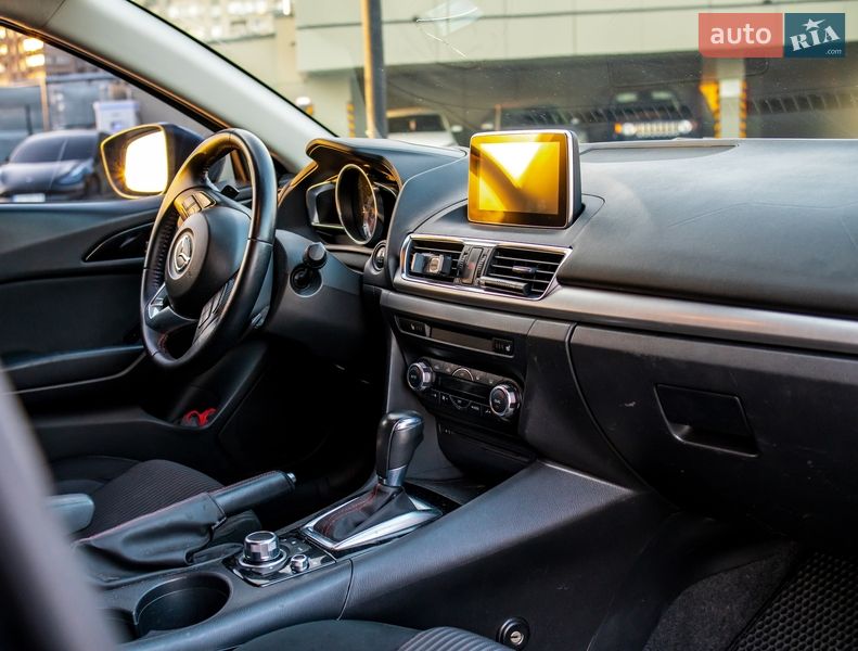 Хетчбек Mazda 3 2016 в Києві