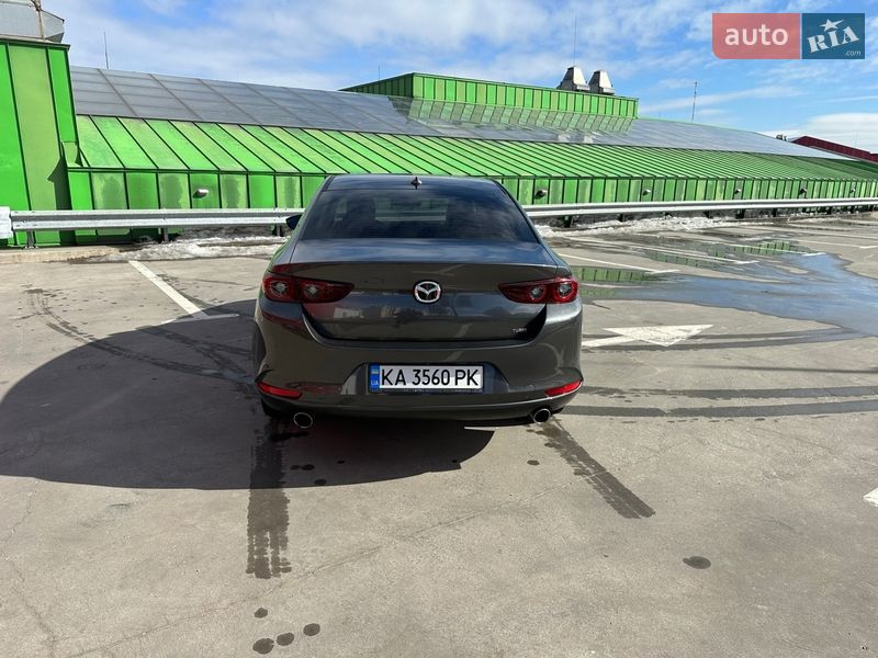 Седан Mazda 3 2022 в Киеве