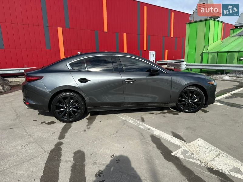 Седан Mazda 3 2022 в Киеве