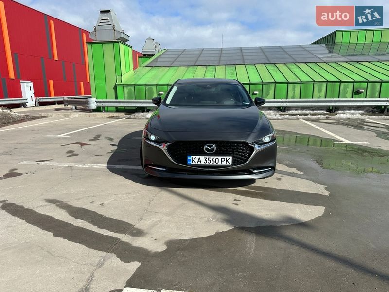 Седан Mazda 3 2022 в Киеве