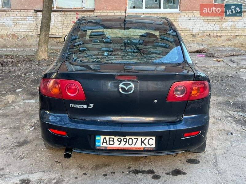 Седан Mazda 3 2004 в Виннице