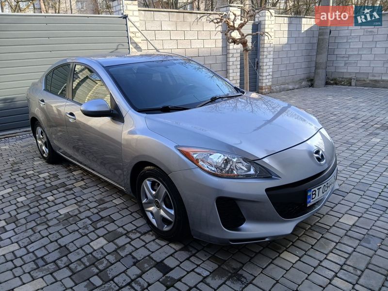 Седан Mazda 3 2011 в Херсоне