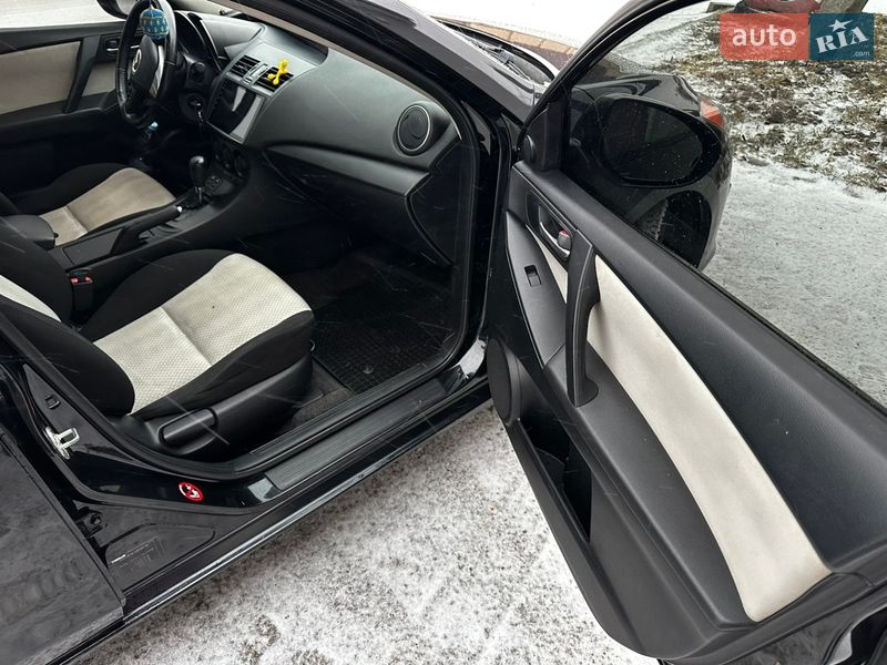 Седан Mazda 3 2011 в Кропивницькому