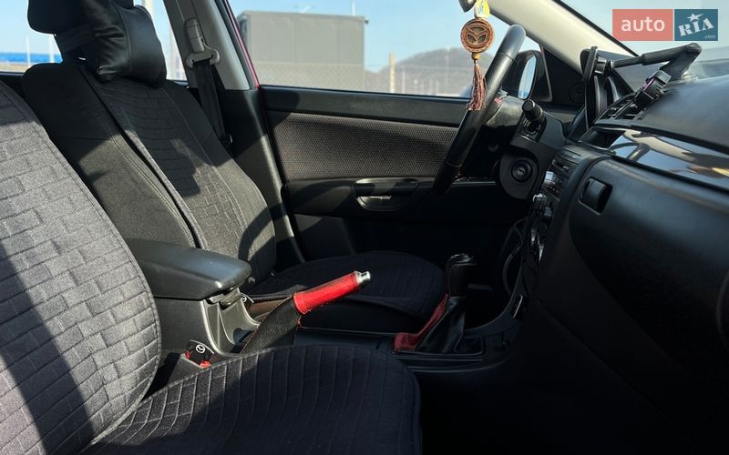 Хэтчбек Mazda 3 2007 в Мукачево